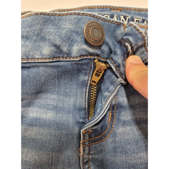 American Eagle Outfitters Super Stretch, Super Low Shortie - Distressed Size 0. - Picture 8 of 11